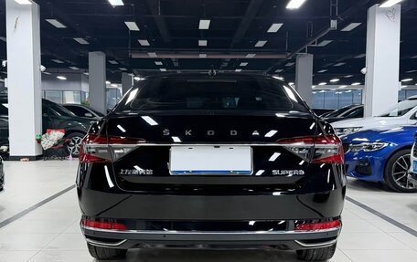 Skoda Superb III рестайлинг, 2022 год, 2 110 000 рублей, 6 фотография