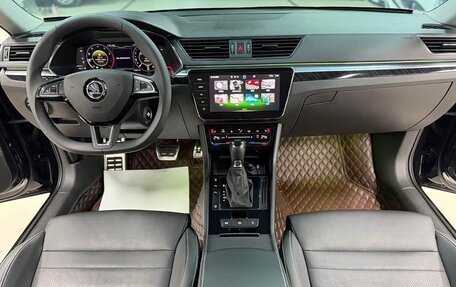 Skoda Superb III рестайлинг, 2022 год, 2 110 000 рублей, 7 фотография