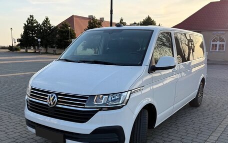 Volkswagen Caravelle T6 рестайлинг, 2024 год, 3 620 000 рублей, 3 фотография