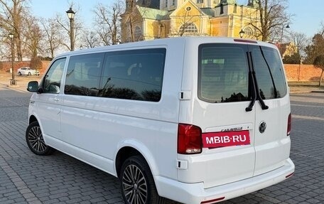Volkswagen Caravelle T6 рестайлинг, 2024 год, 3 620 000 рублей, 5 фотография