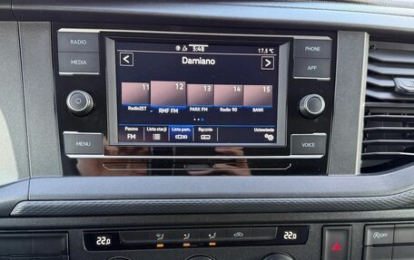 Volkswagen Caravelle T6 рестайлинг, 2024 год, 3 620 000 рублей, 13 фотография