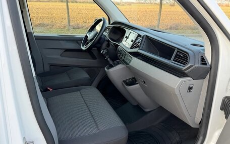 Volkswagen Caravelle T6 рестайлинг, 2024 год, 3 620 000 рублей, 14 фотография