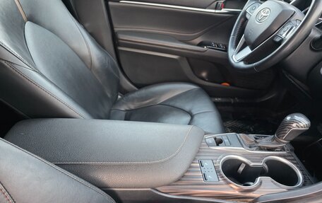 Toyota Camry, 2019 год, 2 230 000 рублей, 13 фотография