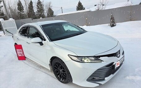 Toyota Camry, 2019 год, 2 230 000 рублей, 8 фотография