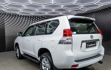 Toyota Land Cruiser Prado 150 рестайлинг 2, 2011 год, 2 464 000 рублей, 5 фотография