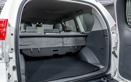 Toyota Land Cruiser Prado 150 рестайлинг 2, 2011 год, 2 464 000 рублей, 13 фотография