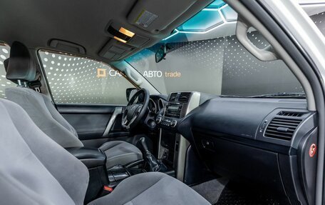 Toyota Land Cruiser Prado 150 рестайлинг 2, 2011 год, 2 464 000 рублей, 32 фотография