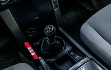 Toyota Land Cruiser Prado 150 рестайлинг 2, 2011 год, 2 464 000 рублей, 25 фотография