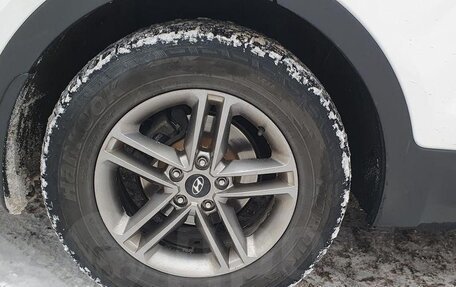 Hyundai Santa Fe III рестайлинг, 2016 год, 2 000 000 рублей, 14 фотография