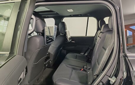 Toyota Land Cruiser, 2025 год, 17 300 000 рублей, 25 фотография