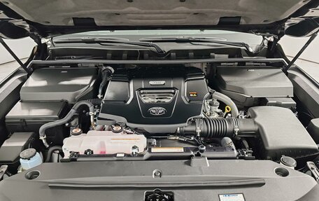 Toyota Land Cruiser, 2025 год, 17 300 000 рублей, 21 фотография