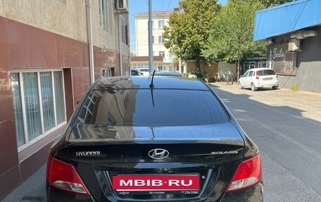 Hyundai Solaris II рестайлинг, 2015 год, 850 000 рублей, 2 фотография