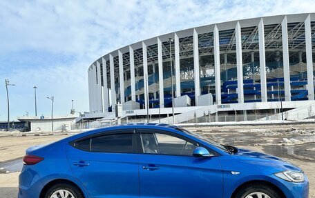 Hyundai Elantra VI рестайлинг, 2016 год, 1 020 000 рублей, 4 фотография