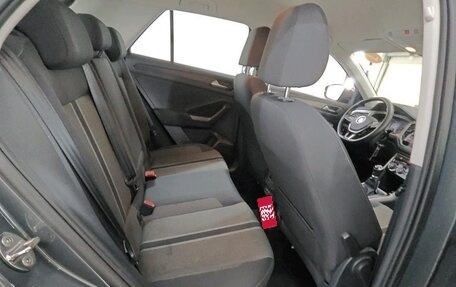 Volkswagen T-Roc I, 2021 год, 1 690 000 рублей, 10 фотография