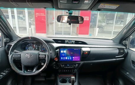 Toyota Hilux VIII, 2021 год, 7 400 000 рублей, 9 фотография