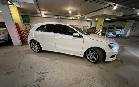 Mercedes-Benz A-Класс, 2014 год, 1 500 000 рублей, 2 фотография