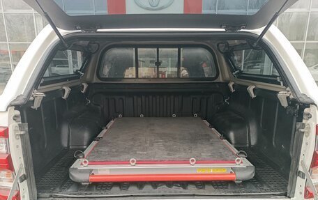 Toyota Hilux VIII, 2021 год, 7 400 000 рублей, 14 фотография