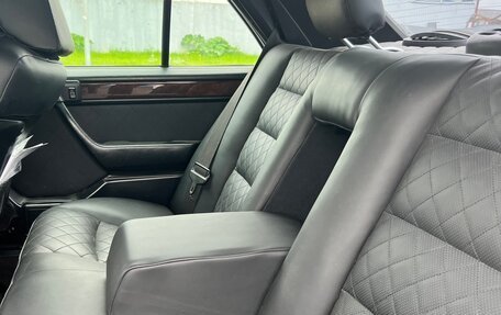 Mercedes-Benz E-Класс, 1993 год, 600 000 рублей, 5 фотография