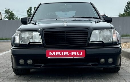 Mercedes-Benz E-Класс, 1993 год, 600 000 рублей, 16 фотография