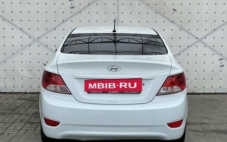 Hyundai Solaris II рестайлинг, 2011 год, 725 000 рублей, 6 фотография