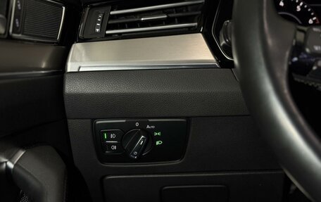 Volkswagen Passat B8 рестайлинг, 2019 год, 2 499 000 рублей, 13 фотография