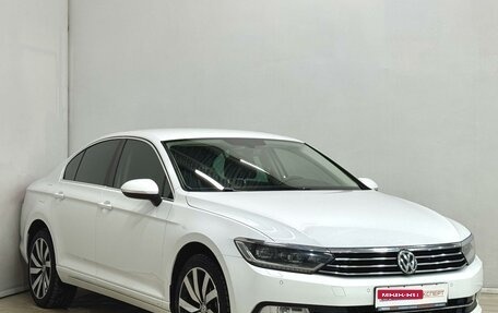 Volkswagen Passat B8 рестайлинг, 2019 год, 2 499 000 рублей, 9 фотография