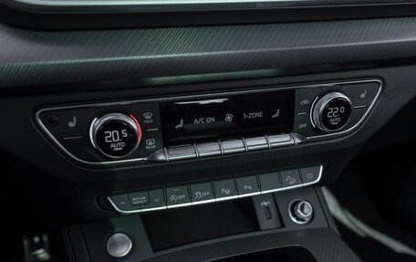 Audi Q5, 2025 год, 5 900 000 рублей, 16 фотография