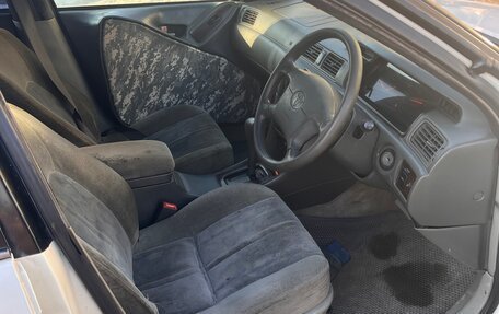 Toyota Camry, 1998 год, 395 000 рублей, 5 фотография