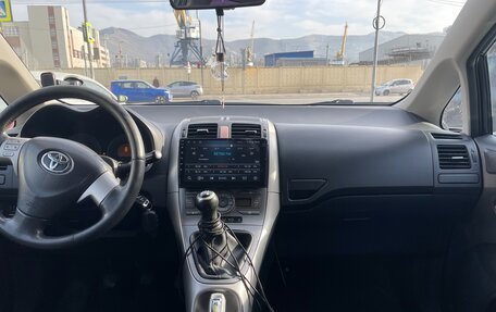 Toyota Auris II, 2007 год, 650 000 рублей, 1 фотография