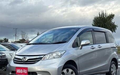 Honda Freed I, 2014 год, 960 444 рублей, 1 фотография
