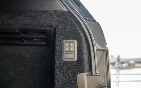 Land Rover Range Rover IV рестайлинг, 2014 год, 3 700 000 рублей, 16 фотография