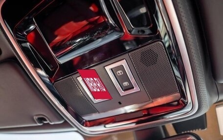 Land Rover Range Rover IV рестайлинг, 2014 год, 3 700 000 рублей, 29 фотография