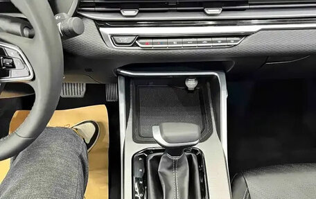 Geely Emgrand, 2022 год, 900 100 рублей, 12 фотография