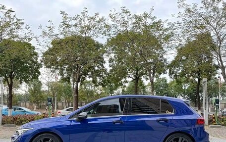 Volkswagen Golf VIII, 2023 год, 1 630 340 рублей, 2 фотография