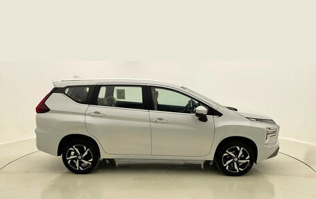 Mitsubishi Xpander, 2025 год, 2 640 000 рублей, 6 фотография