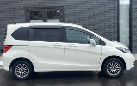 Honda Freed I, 2014 год, 920 444 рублей, 3 фотография