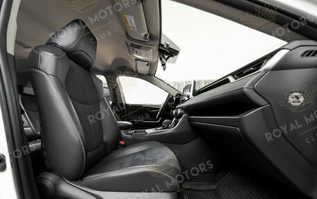 Toyota RAV4, 2021 год, 3 690 000 рублей, 10 фотография