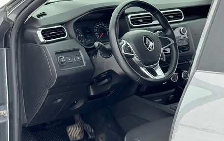 Renault Duster, 2022 год, 2 100 000 рублей, 4 фотография