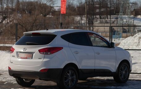 Hyundai ix35 I рестайлинг, 2015 год, 1 590 000 рублей, 10 фотография