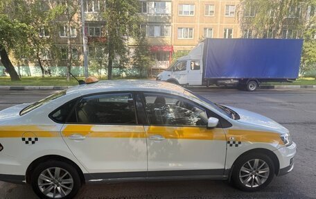 Volkswagen Polo VI (EU Market), 2018 год, 800 000 рублей, 3 фотография
