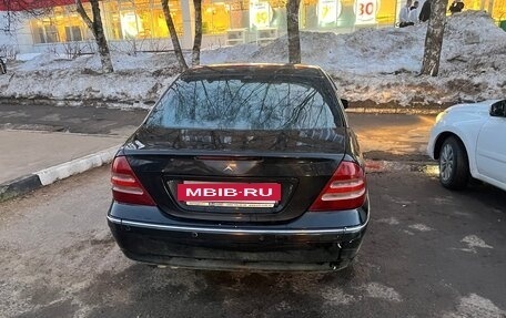 Mercedes-Benz C-Класс, 2000 год, 350 000 рублей, 4 фотография