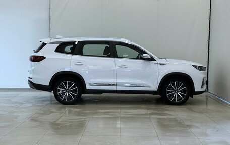 Chery Tiggo 8 Pro, 2022 год, 1 985 000 рублей, 11 фотография