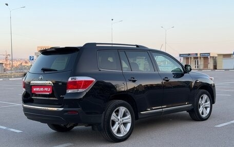 Toyota Highlander III, 2012 год, 2 097 000 рублей, 5 фотография