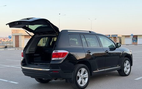 Toyota Highlander III, 2012 год, 2 097 000 рублей, 13 фотография