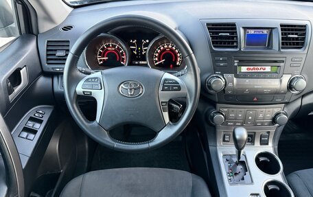 Toyota Highlander III, 2012 год, 2 097 000 рублей, 17 фотография