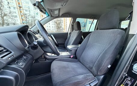 Toyota Highlander III, 2012 год, 2 097 000 рублей, 34 фотография