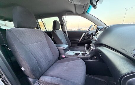 Toyota Highlander III, 2012 год, 2 097 000 рублей, 33 фотография