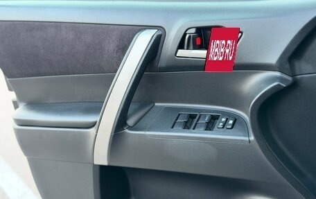 Toyota Highlander III, 2012 год, 2 097 000 рублей, 35 фотография