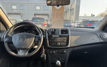 Renault Sandero II рестайлинг, 2016 год, 899 000 рублей, 10 фотография