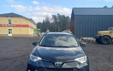 Toyota RAV4, 2017 год, 2 500 000 рублей, 2 фотография